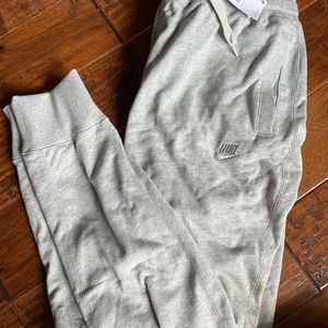 Nike new with tag men’s large TALL sweatpants